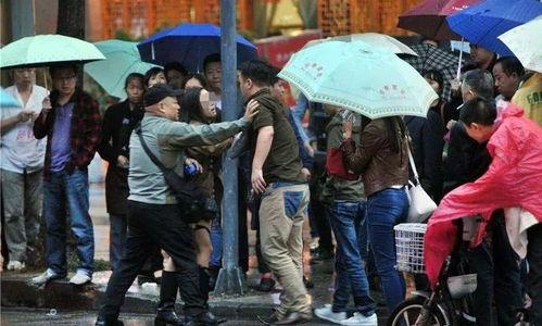 朝阳民众吃瓜事件真相视频