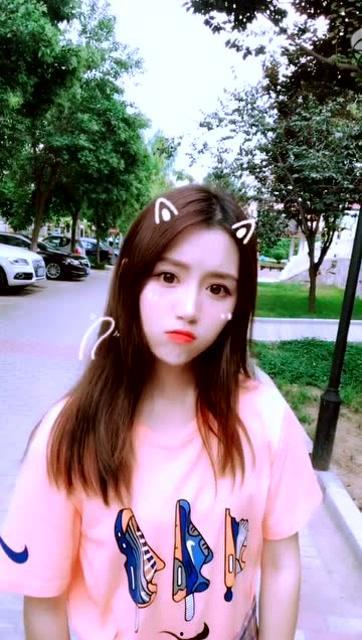 女孩吃瓜很香的视频大全,女孩吃瓜视频大盘点