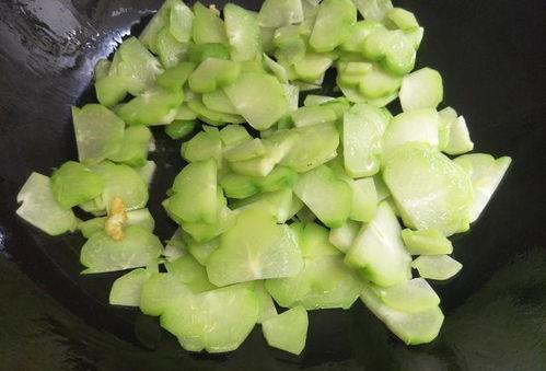 宝宝吃的秋瓜做法视频,简单美味，营养满分